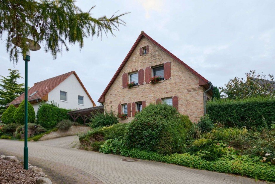 Ansicht von der Stra�e Einfamilienhaus Blankenhagen